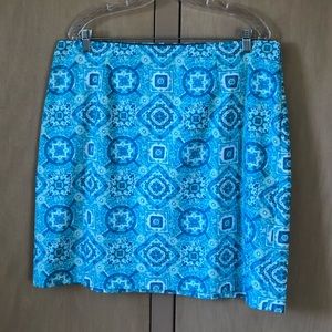 Talbots 16W tile print skirt. Cotton/spandex machine washable.